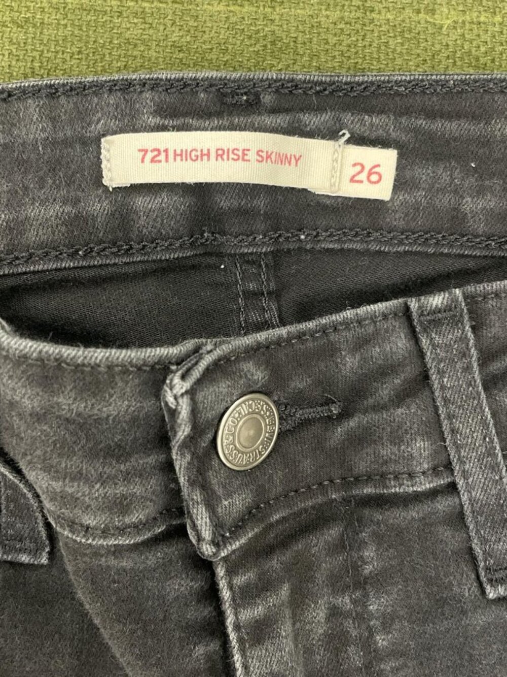 Levi's 721 High Rise Skinny Black Jeans